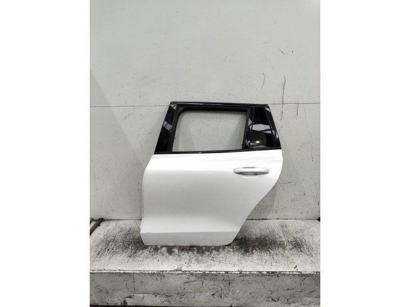 Recambio de puerta trasera derecha para volvo v60 familiar referencia OEM IAM   5P