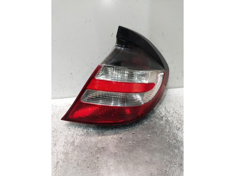 Recambio de piloto trasero derecho para mercedes clase c (w203) sportcoupe referencia OEM IAM   