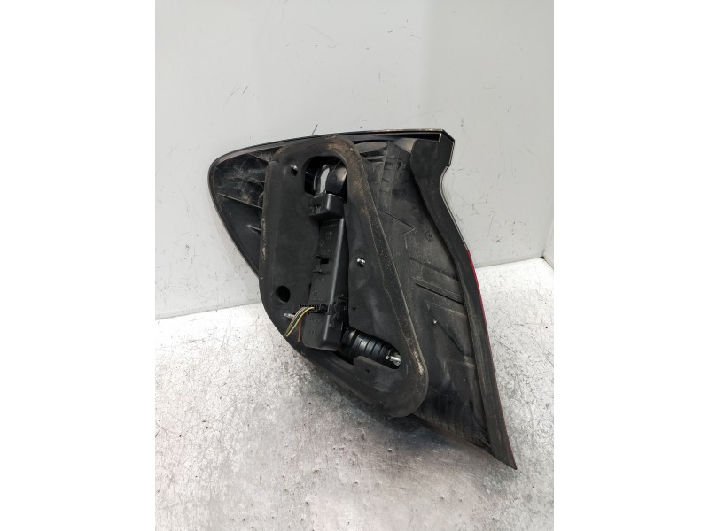 Recambio de piloto trasero derecho para mercedes clase c (w203) sportcoupe referencia OEM IAM   