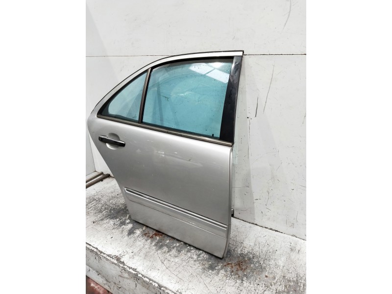 Recambio de puerta trasera derecha para mercedes clase e (w210) berlina diesel referencia OEM IAM   4P