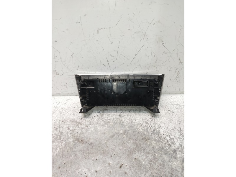 Recambio de mando calefaccion / aire acondicionado para mercedes clase c (w203) sportcoupe referencia OEM IAM A2038303085 914001