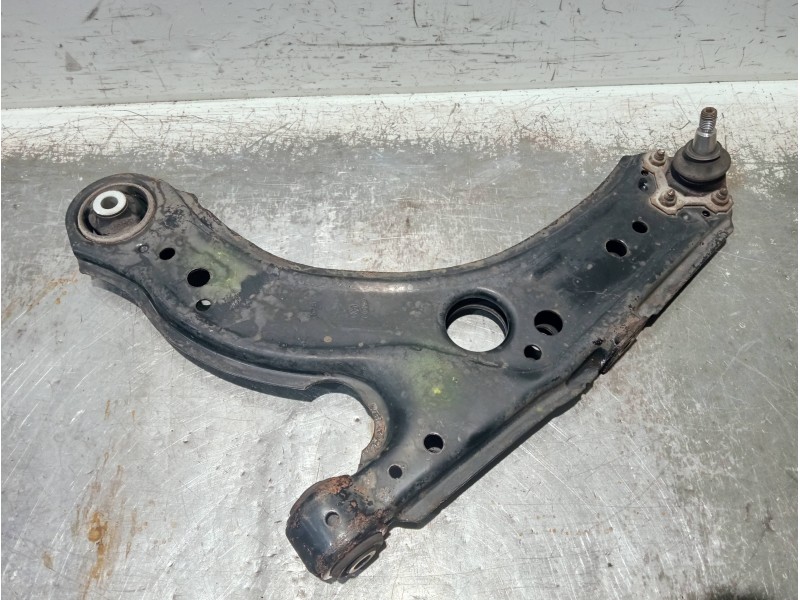 Recambio de brazo suspension inferior delantero izquierdo para skoda octavia berlina (1u2) referencia OEM IAM 1J0407151B  