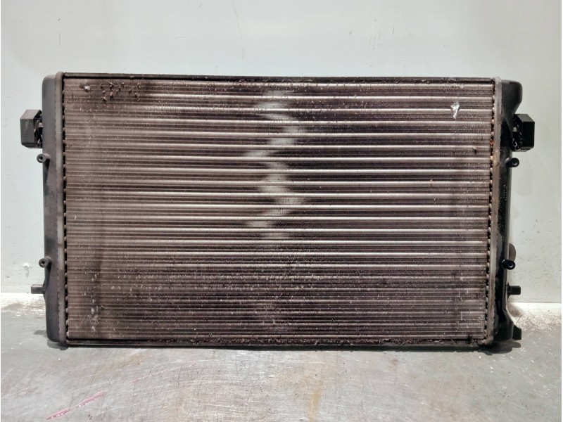 Recambio de radiador agua para skoda octavia berlina (1u2) referencia OEM IAM 1J0121253N  