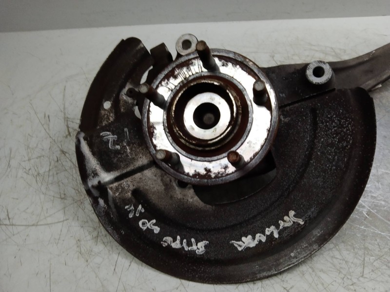 Recambio de mangueta delantera derecha para jaguar s-type 3.0 v6 executive referencia OEM IAM   