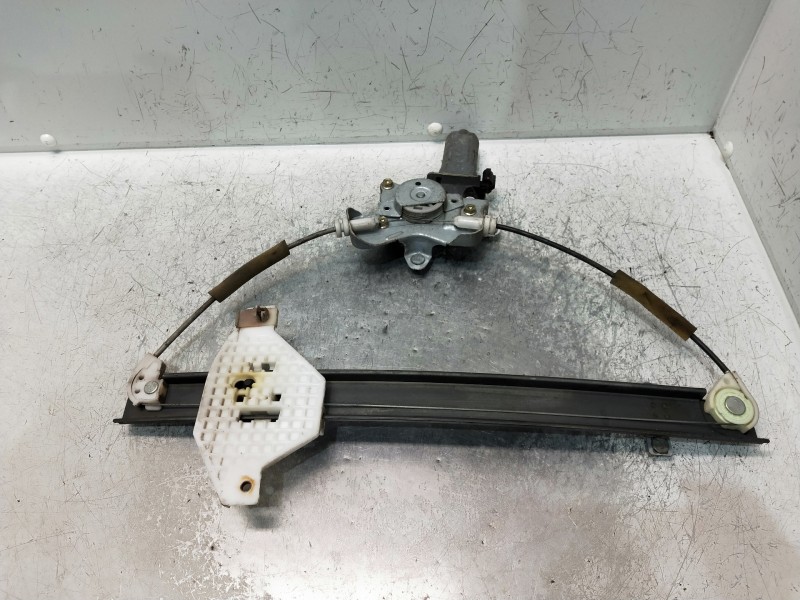 Recambio de elevalunas trasero izquierdo para ssangyong rodius xdi referencia OEM IAM   5P