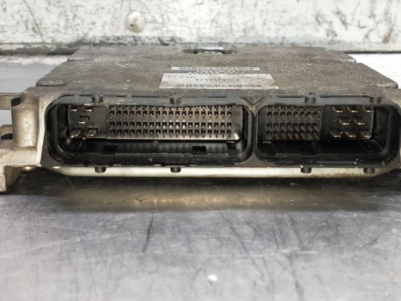 Recambio de centralita motor uce para renault vel satis (bj0) referencia OEM IAM 8972406917 2758000987 