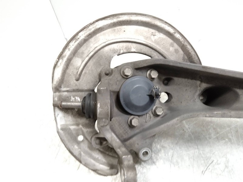 Recambio de mangueta delantera derecha para jaguar s-type 3.0 v6 executive referencia OEM IAM   