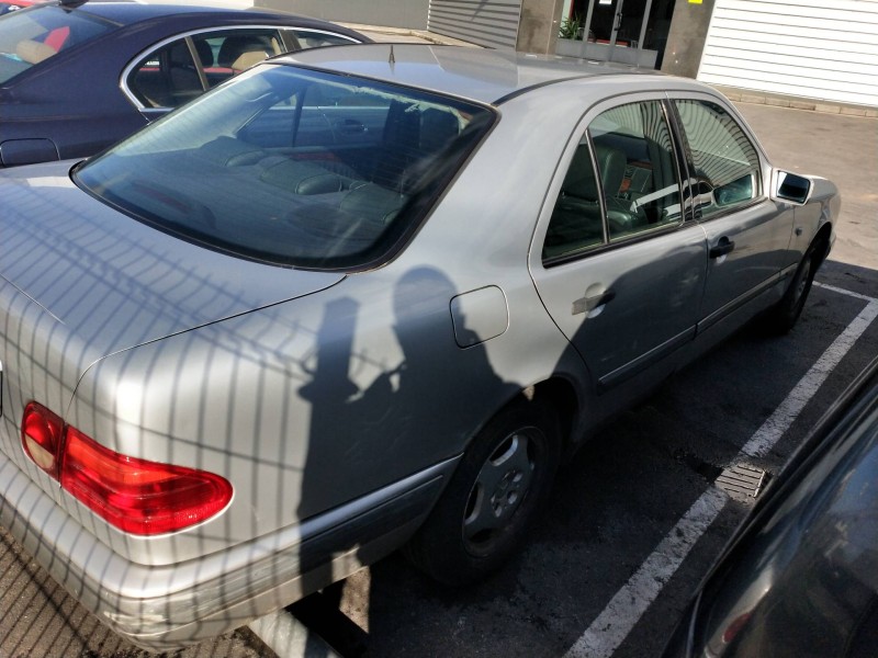 mercedes clase e (w210) berlina diesel del año 2001