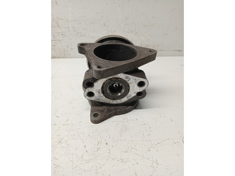 Recambio de valvula egr para volkswagen golf v berlina (1k1) highline referencia OEM IAM 038129637D  