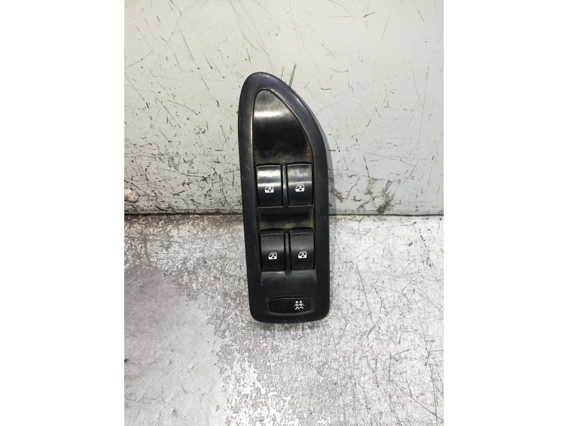 Recambio de mando elevalunas delantero izquierdo para renault vel satis (bj0) referencia OEM IAM   