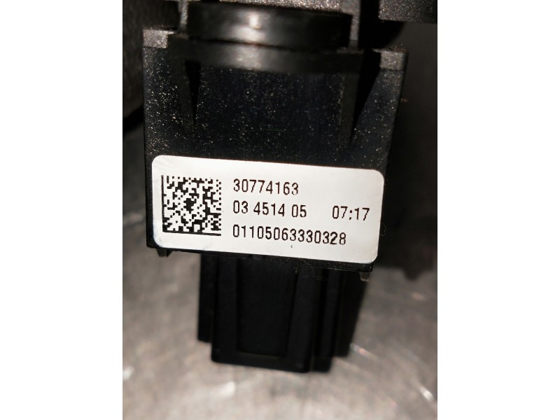 Recambio de mando elevalunas trasero izquierdo para volvo v50 familiar referencia OEM IAM 30774163  5P