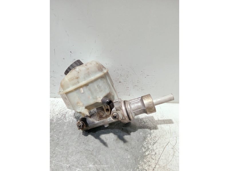 Recambio de bomba freno para volkswagen crafter combi (2e) referencia OEM IAM A0004317601 0204051045 A0024325002