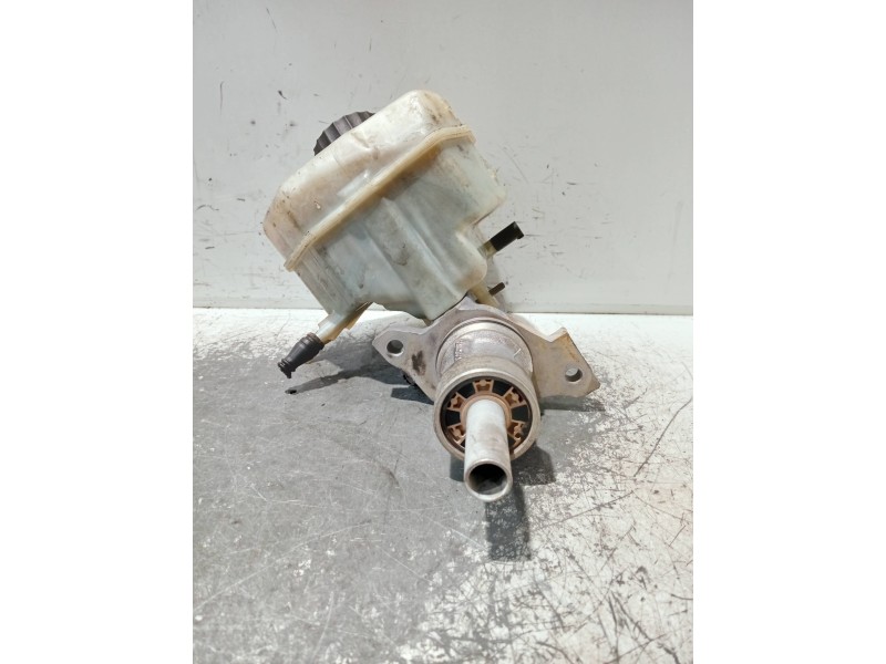 Recambio de bomba freno para volkswagen crafter combi (2e) referencia OEM IAM A0004317601 0204051045 A0024325002
