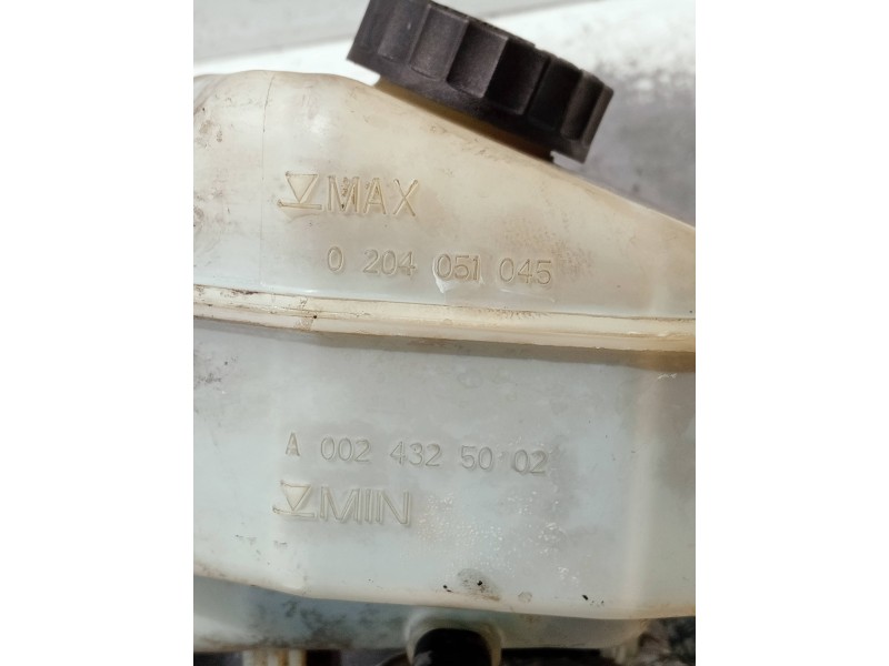 Recambio de bomba freno para volkswagen crafter combi (2e) referencia OEM IAM A0004317601 0204051045 A0024325002