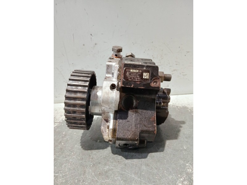 Recambio de bomba inyeccion para volkswagen crafter combi (2e) referencia OEM IAM 059130755NB00 0445010125 