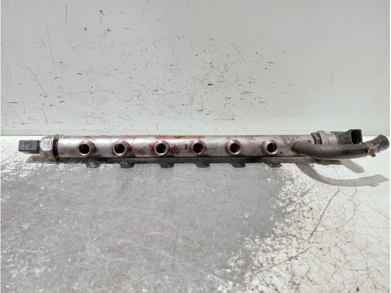 Recambio de rampa inyectora para volkswagen crafter combi (2e) referencia OEM IAM 076130093C  