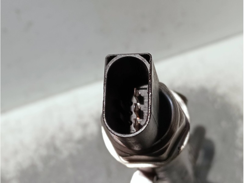 Recambio de rampa inyectora para volkswagen crafter combi (2e) referencia OEM IAM 076130093C  