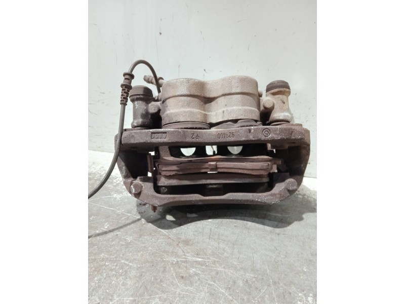 Recambio de pinza freno delantera derecha para volkswagen crafter combi (2e) referencia OEM IAM 929300  