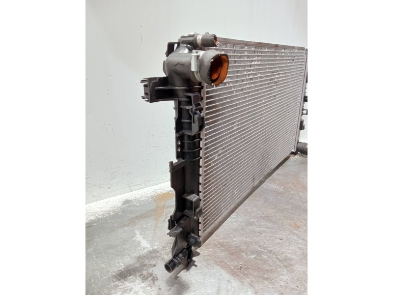 Recambio de radiador agua para volkswagen crafter combi (2e) referencia OEM IAM 6715601E 67156A 