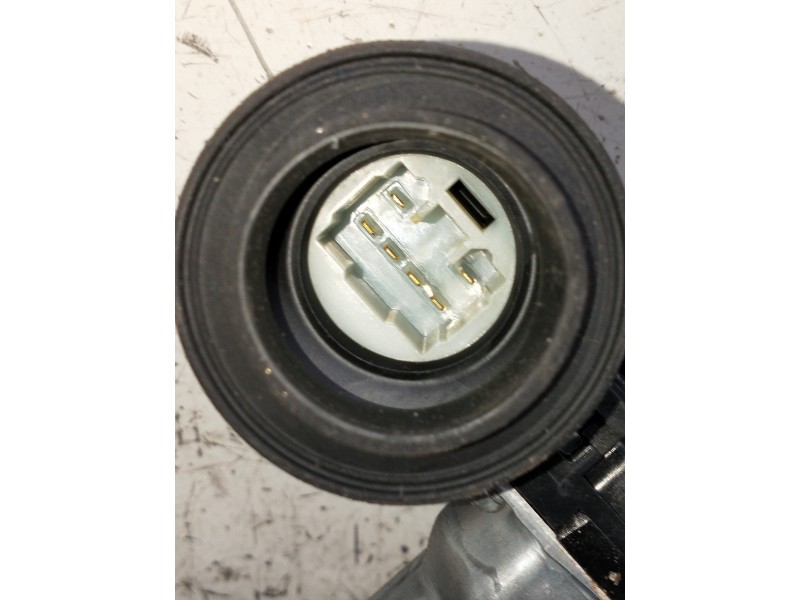 Recambio de elevalunas trasero derecho para toyota yaris active referencia OEM IAM 857200D120 973581101 