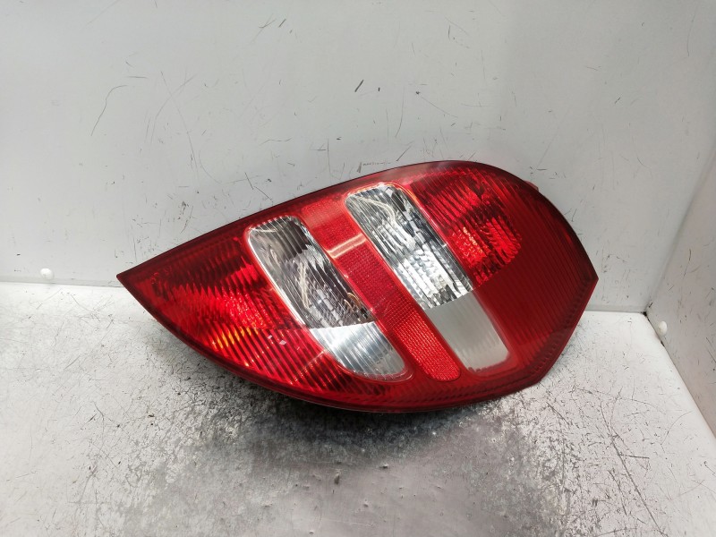 Recambio de piloto trasero derecho para mercedes clase a (w169) referencia OEM IAM A1698200464  