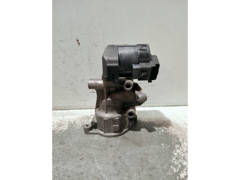 Recambio de valvula egr para citroen c4 picasso referencia OEM IAM 9681825260 28066067 