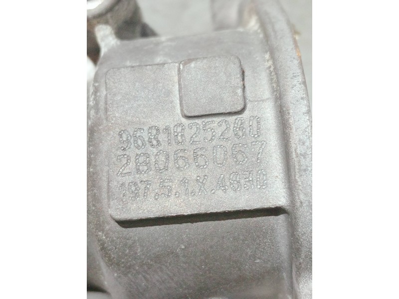 Recambio de valvula egr para citroen c4 picasso referencia OEM IAM 9681825260 28066067 