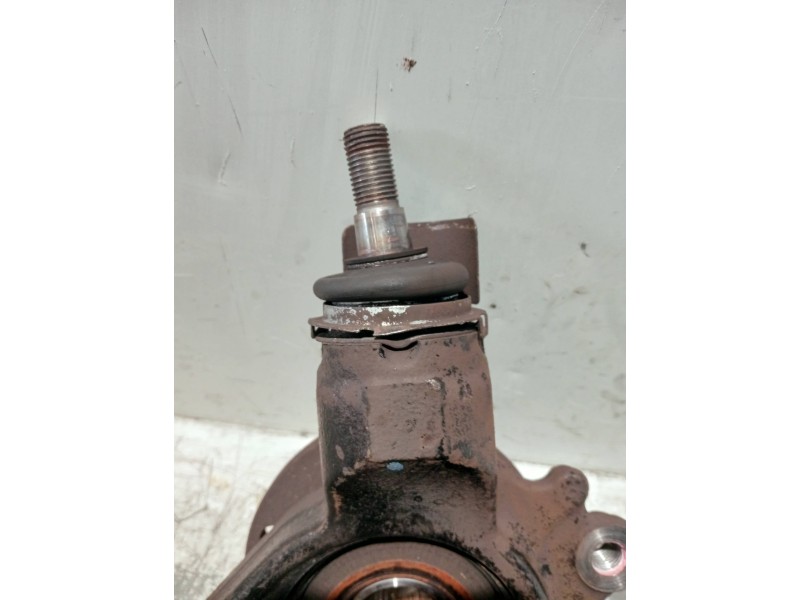 Recambio de mangueta delantera derecha para citroen c4 picasso referencia OEM IAM   