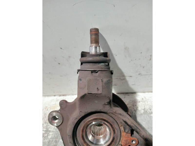 Recambio de mangueta delantera izquierda para citroen c4 picasso referencia OEM IAM   