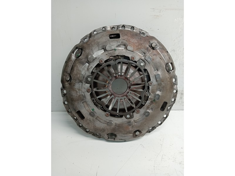 Recambio de kit embrague para volkswagen golf v berlina (1k1) highline referencia OEM IAM 324035510 124035410 