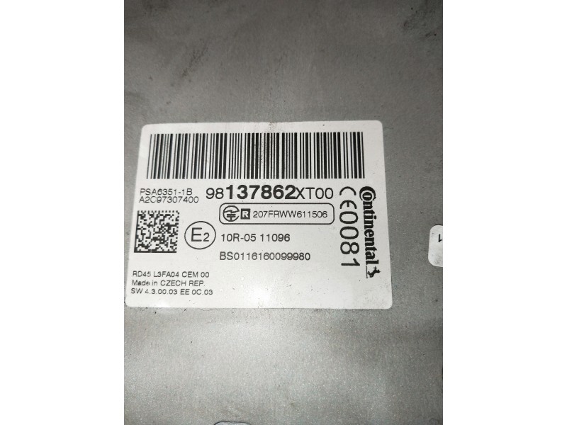 Recambio de sistema audio / radio cd para peugeot expert kasten referencia OEM IAM 96137862XT  