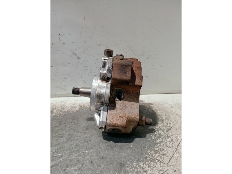 Recambio de bomba inyeccion para bmw serie 5 berlina (e60) referencia OEM IAM 7788670X1 0445010045 