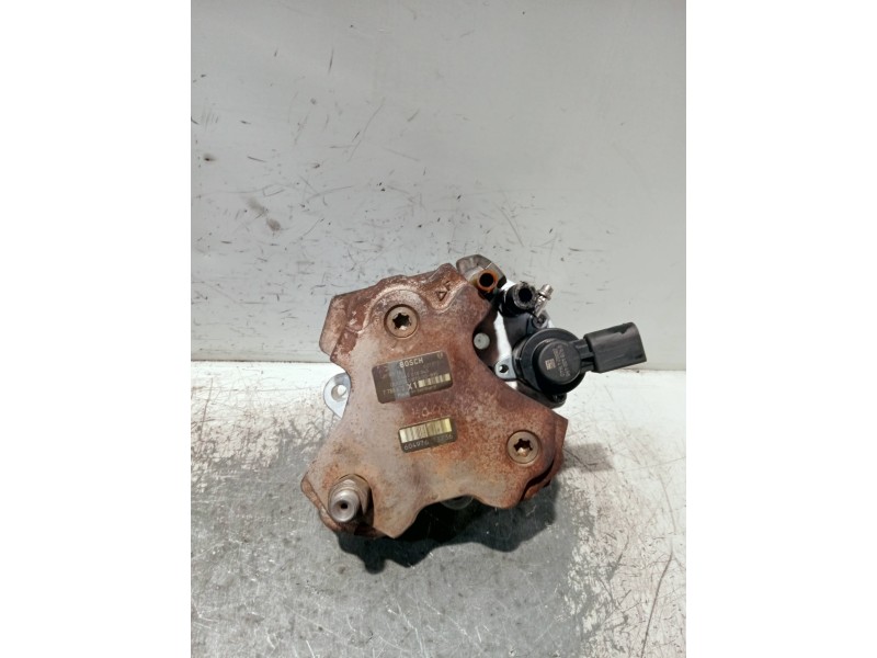 Recambio de bomba inyeccion para bmw serie 5 berlina (e60) referencia OEM IAM 7788670X1 0445010045 