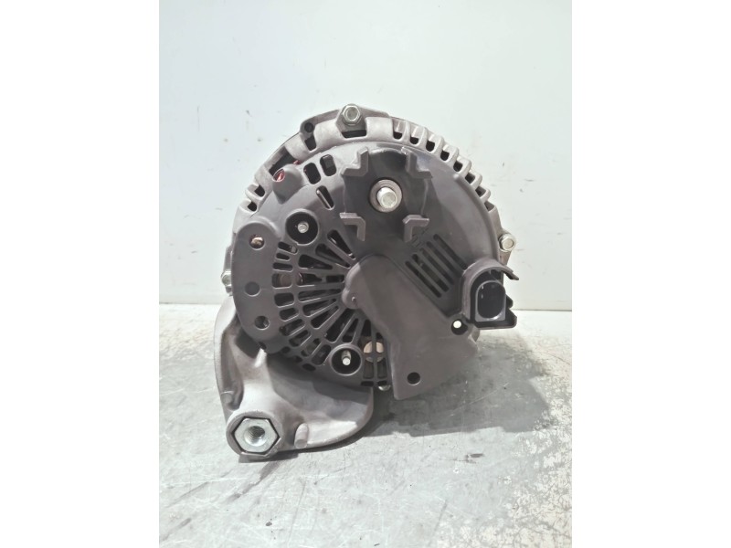 Recambio de alternador para bmw serie 5 berlina (e60) referencia OEM IAM   