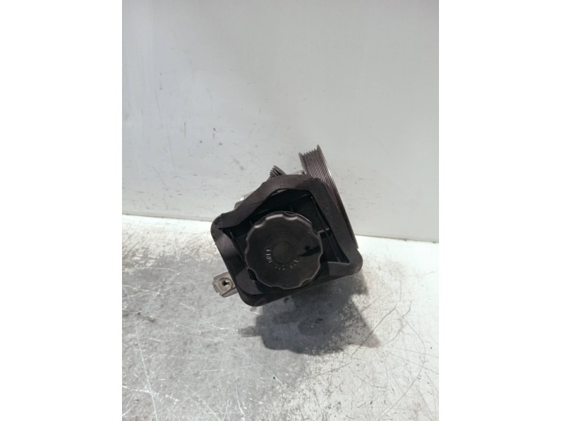 Recambio de bomba direccion para bmw serie 5 berlina (e60) referencia OEM IAM 7693974101  