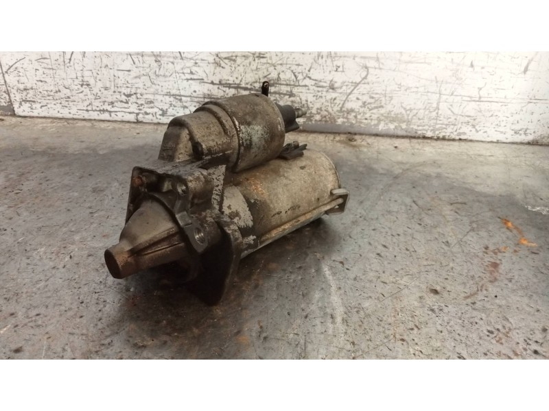 Recambio de motor arranque para dacia dokker ambiance referencia OEM IAM 233003329R TS12E9 