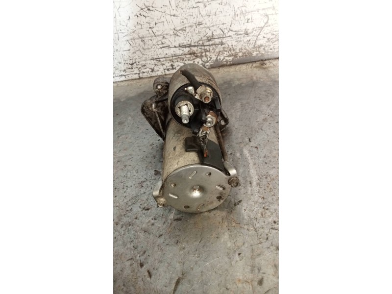 Recambio de motor arranque para dacia dokker ambiance referencia OEM IAM 233003329R TS12E9 