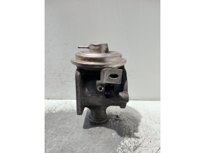 Recambio de valvula egr para bmw serie 5 berlina (e60) referencia OEM IAM 7804380 70045000 