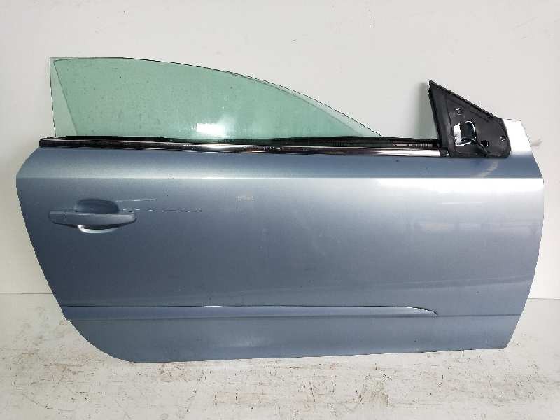 Recambio de puerta delantera derecha para opel astra twin top cosmo referencia OEM IAM 13194717  