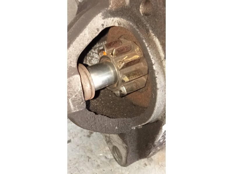 Recambio de motor arranque para dacia dokker ambiance referencia OEM IAM 233003329R TS12E9 