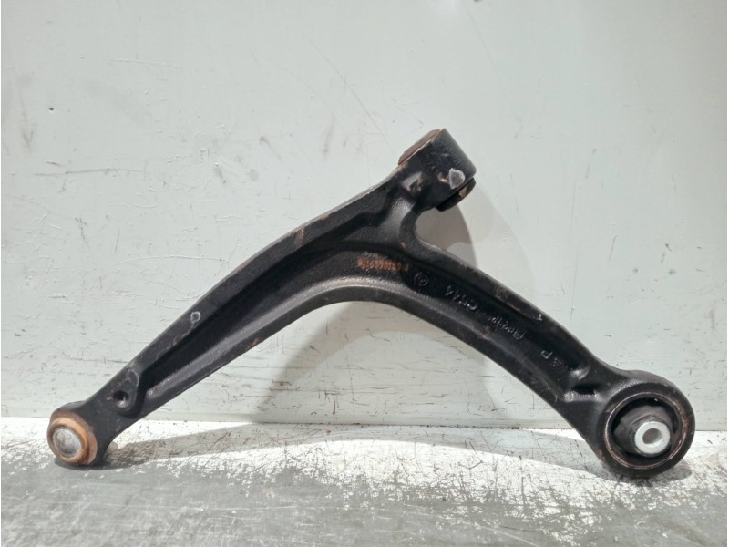 Recambio de brazo suspension inferior delantero derecho para fiat nuova 500 (150) 1.2 cat referencia OEM IAM 50710290  