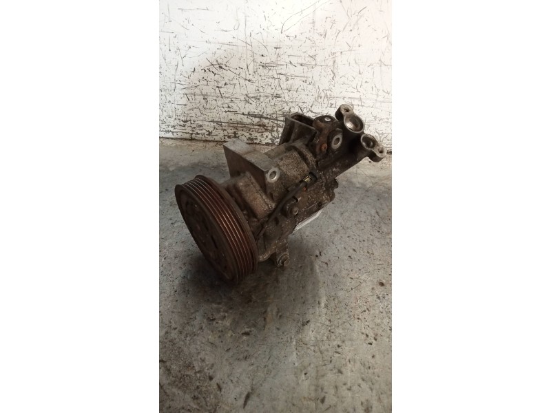 Recambio de compresor aire acondicionado para dacia dokker ambiance referencia OEM IAM Z0014345B 9260009154R 