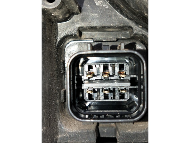 Recambio de faro izquierdo para kia cerato 1.6 crdi referencia OEM IAM   