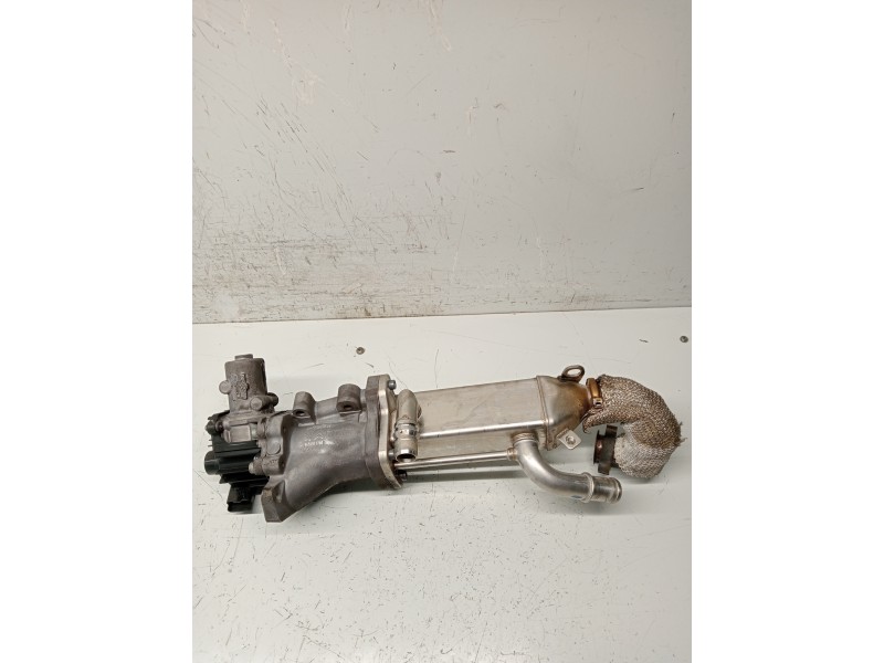Recambio de valvula egr para land rover freelander (lr2) 2.2 td4 referencia OEM IAM 9656911780 70057805 9658570280