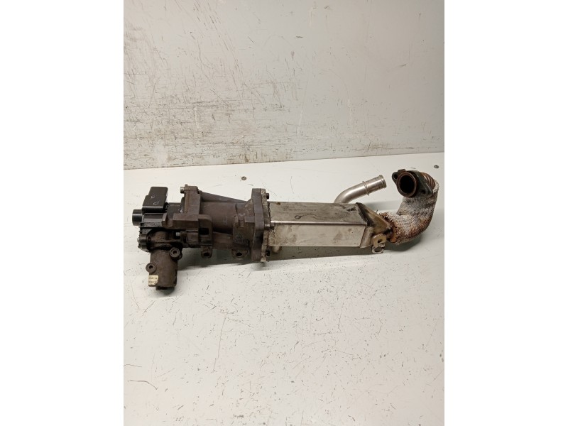 Recambio de valvula egr para land rover freelander (lr2) 2.2 td4 referencia OEM IAM 9656911780 70057805 9658570280