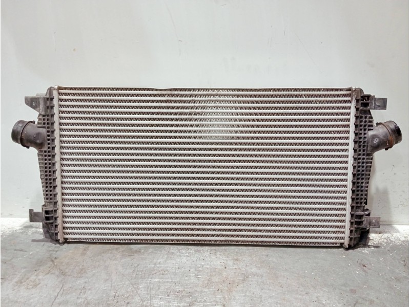 Recambio de intercooler para opel zafira tourer referencia OEM IAM 13267647  