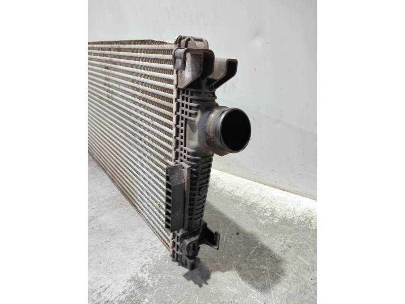 Recambio de intercooler para opel zafira tourer referencia OEM IAM 13267647  