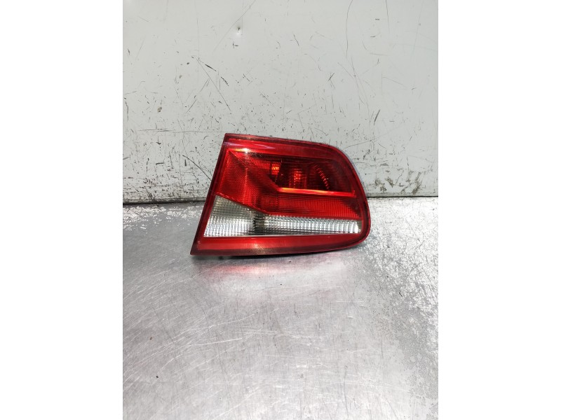 Recambio de piloto trasero derecho interior para seat ibiza st (6j8) referencia OEM IAM   