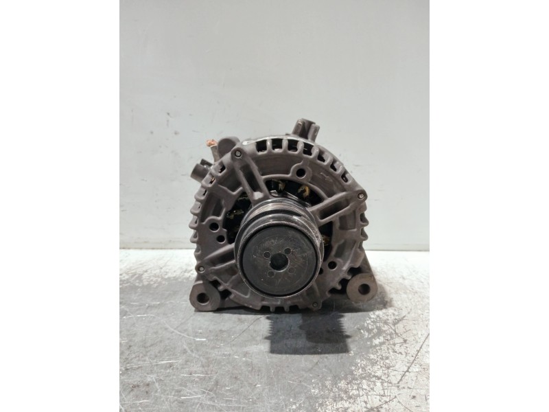 Recambio de alternador para peugeot 607 (s2) referencia OEM IAM D631964R 0121715001 