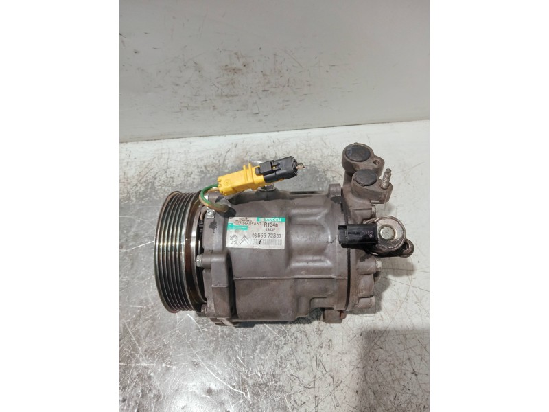 Recambio de compresor aire acondicionado para peugeot 607 (s2) referencia OEM IAM 9656572380  